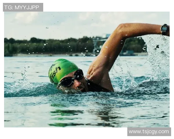 自由泳初学者必读全攻略从入门到技巧提升一步步掌握游泳秘诀